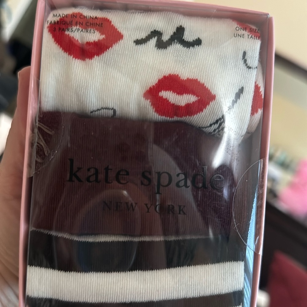 Kate Spade 3-Pack of boxed socks. NWT